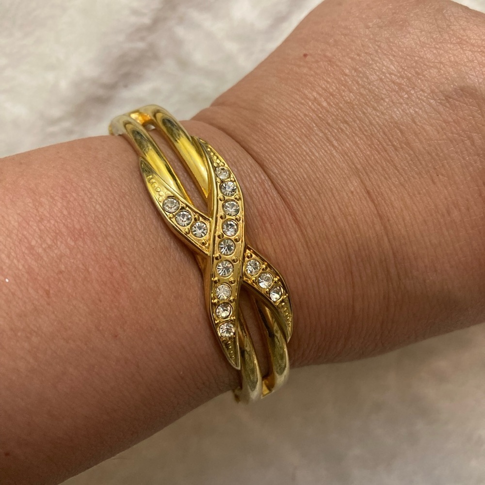 Vintage X Design Hinged Bracelet with Rhinestones